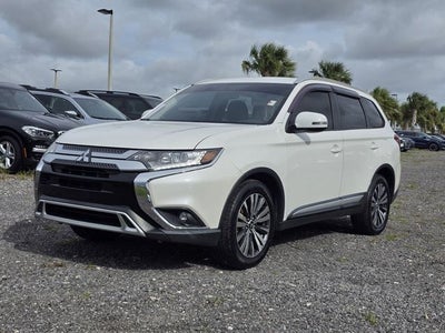2019 Mitsubishi Outlander SE