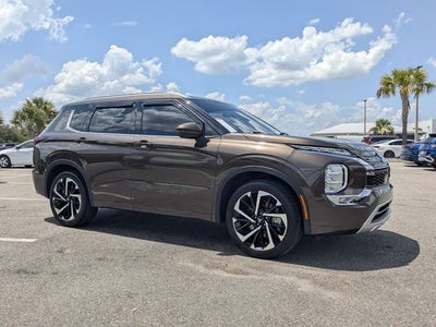 2024 Mitsubishi Outlander SEL