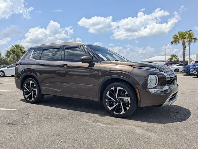 2024 Mitsubishi Outlander SEL