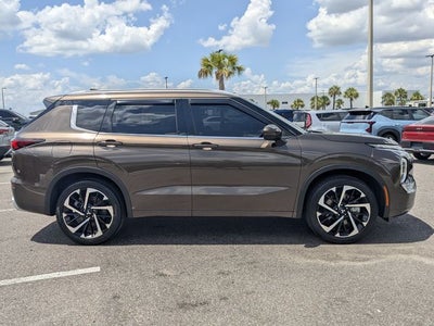 2024 Mitsubishi Outlander SEL