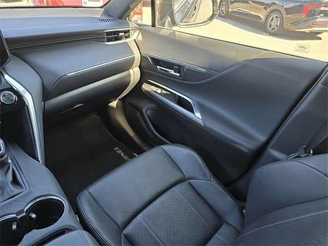 2021 Toyota Venza Base