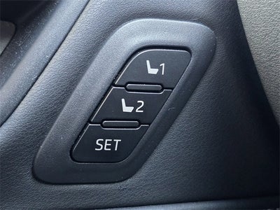 2021 Toyota Venza Base