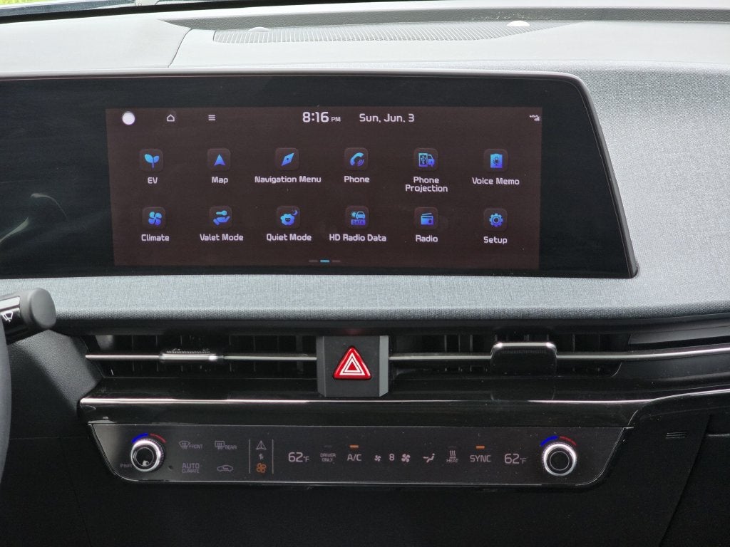 2024 Kia EV6 Light