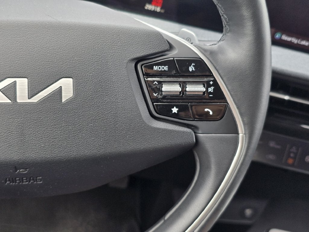 2024 Kia EV6 Light