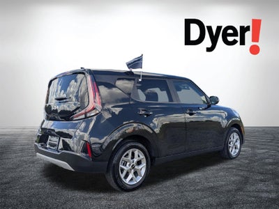 2024 Kia Soul LX