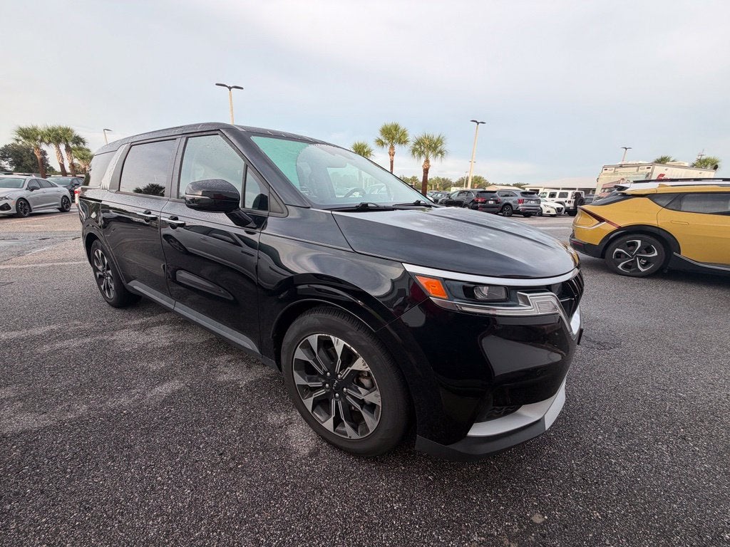 2022 Kia Carnival EX