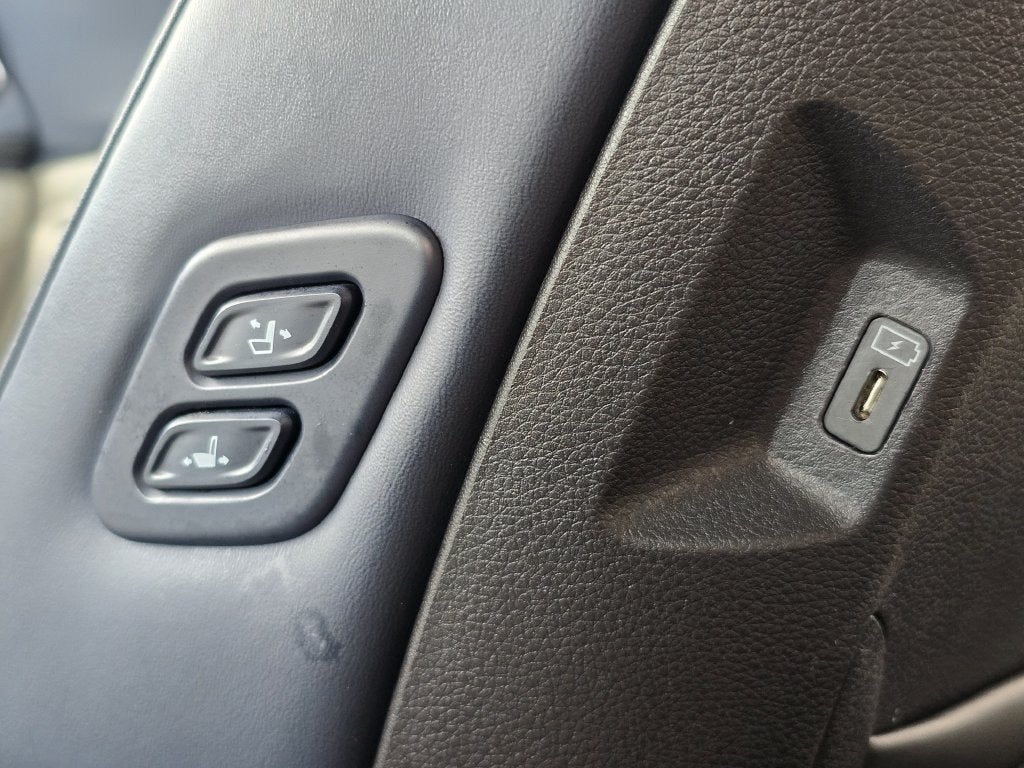2025 Kia Carnival Hybrid EX