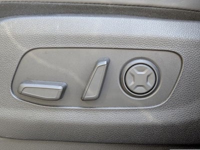 2024 Kia Carnival SX
