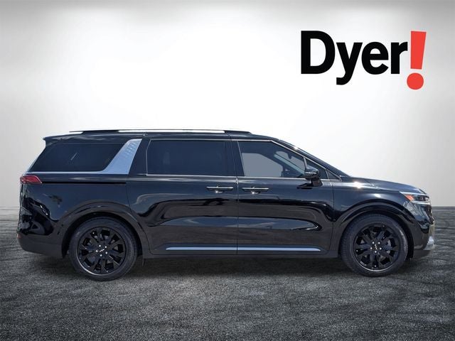 2024 Kia Carnival SX