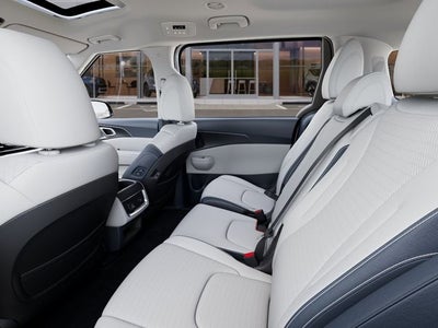 2026 Kia Carnival Hybrid Base