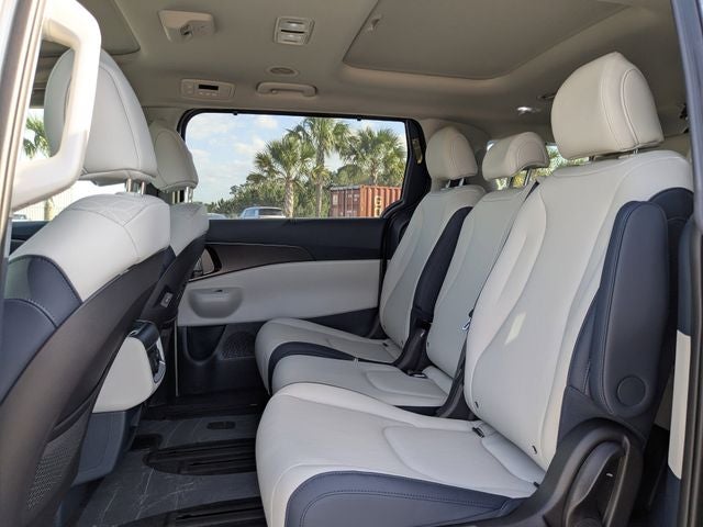 2026 Kia Carnival Hybrid SX