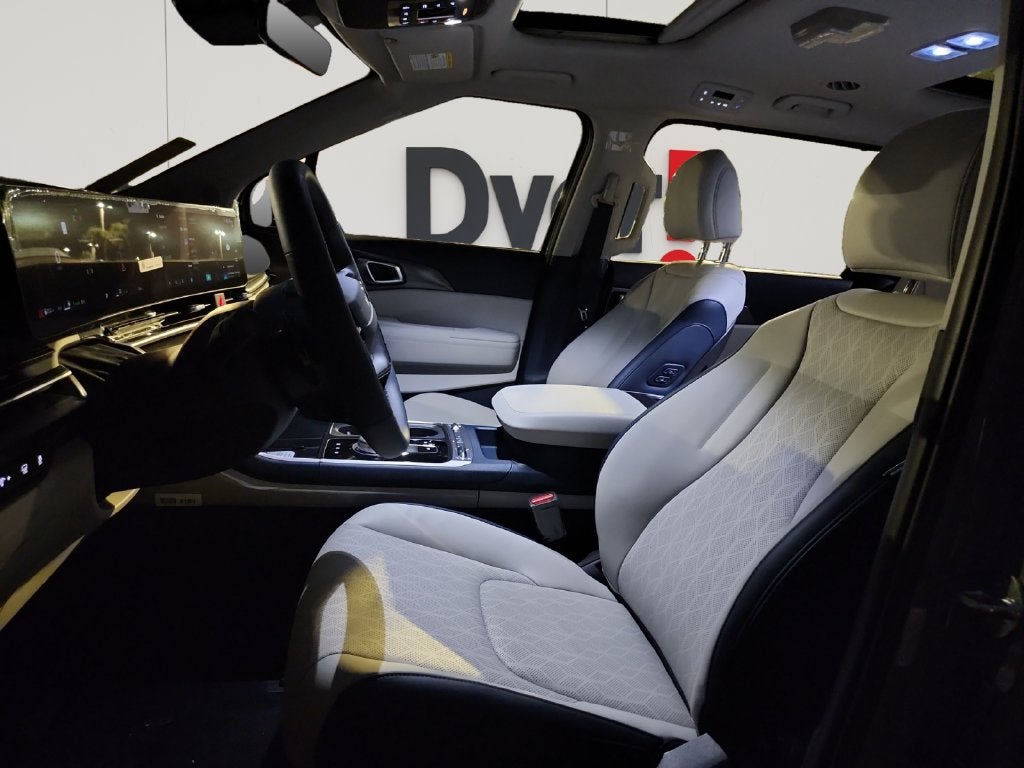 2027 Kia Carnival Hybrid SX
