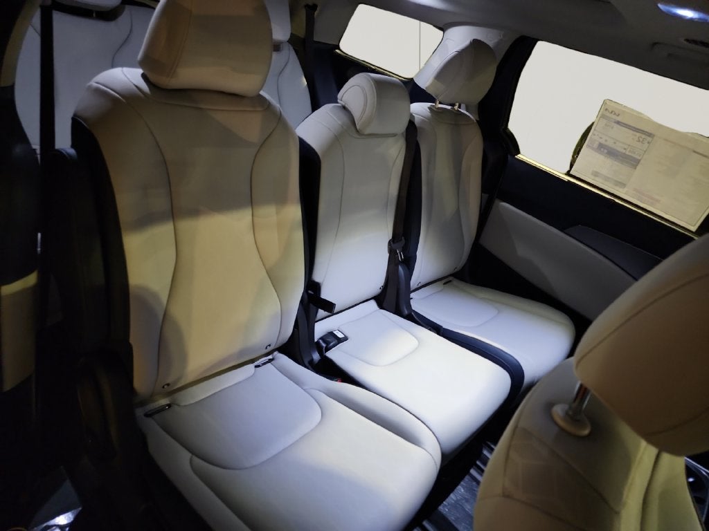 2027 Kia Carnival Hybrid SX