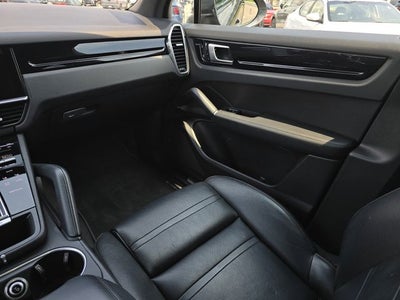 2020 Porsche Cayenne Base