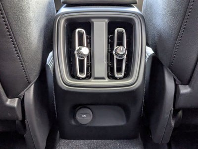 2019 Volvo XC40 R-Design