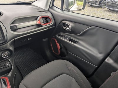 2017 Jeep Renegade Trailhawk