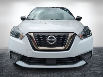 2020 Nissan Kicks SR