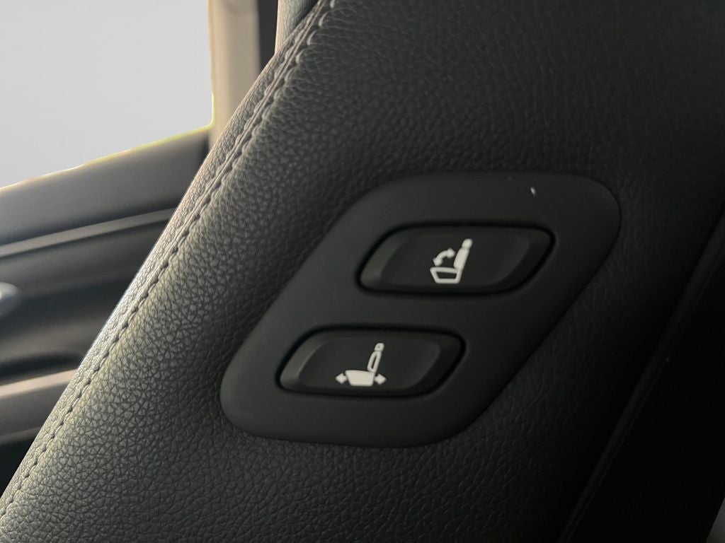 2022 Genesis GV70 2.5T