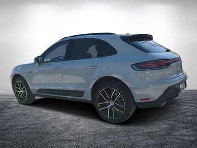 2025 Porsche Macan Base