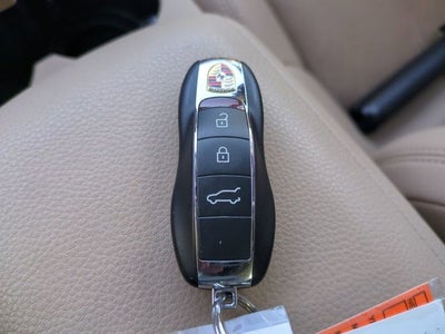 2021 Porsche Macan Base