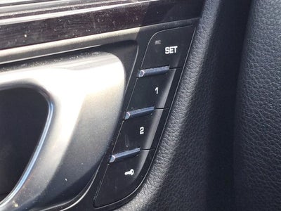 2021 Porsche Macan Base