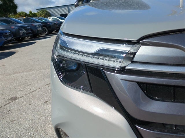 2025 Subaru FORESTER Limited Hybrid