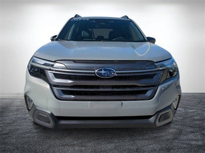 2025 Subaru FORESTER Limited Hybrid