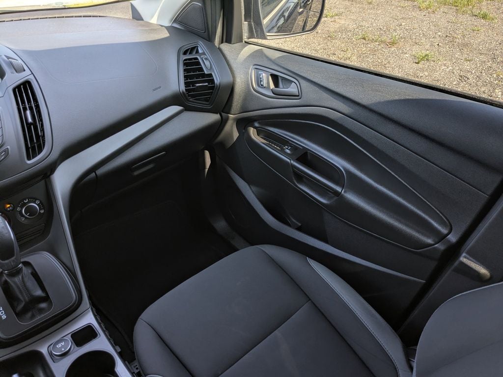 2016 Ford Escape S